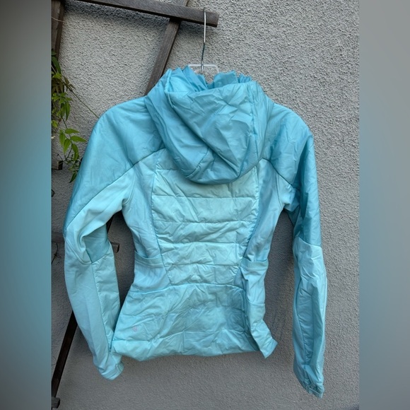 Lululemon Down for It All Jacket In Sea Frost New With Tags! - Picture 8 of 9